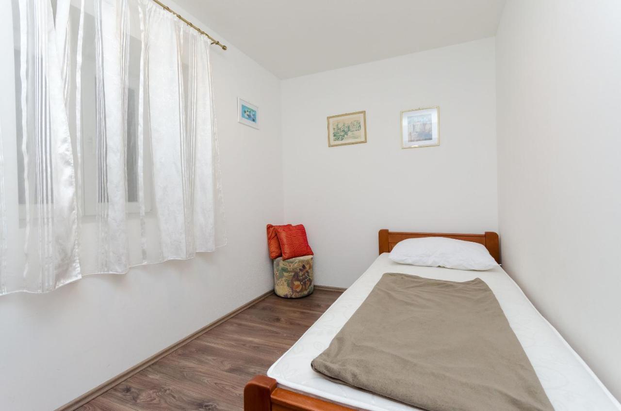 Apartment Jasna By The Sea Baška Exterior foto
